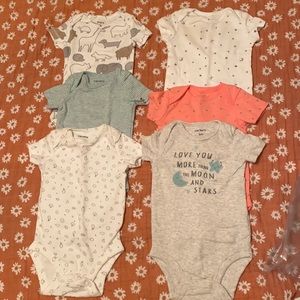 (Lot of 6) Carter’s 3m Baby Short-Sleeved Onesie Bodysuit